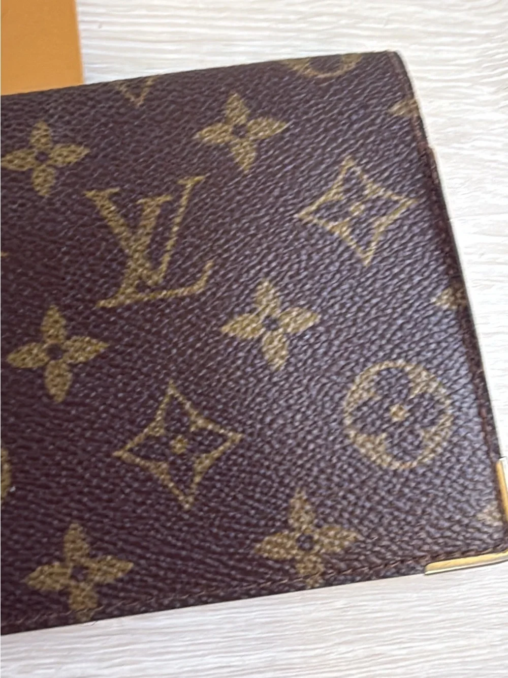 1984 Louis Vuitton authenticated long checkbook wallet